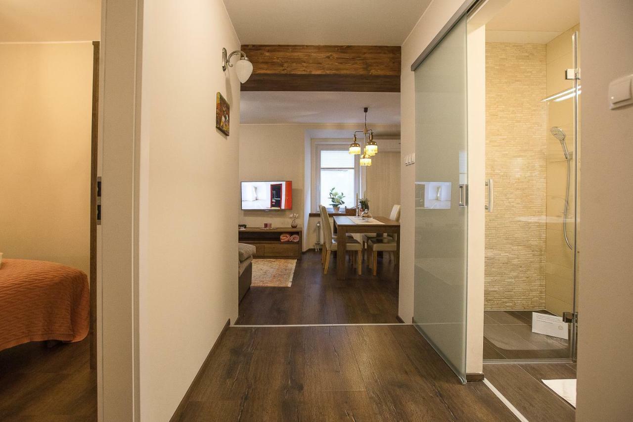 Romantic Apartments Sweet Baci Марибор Экстерьер фото